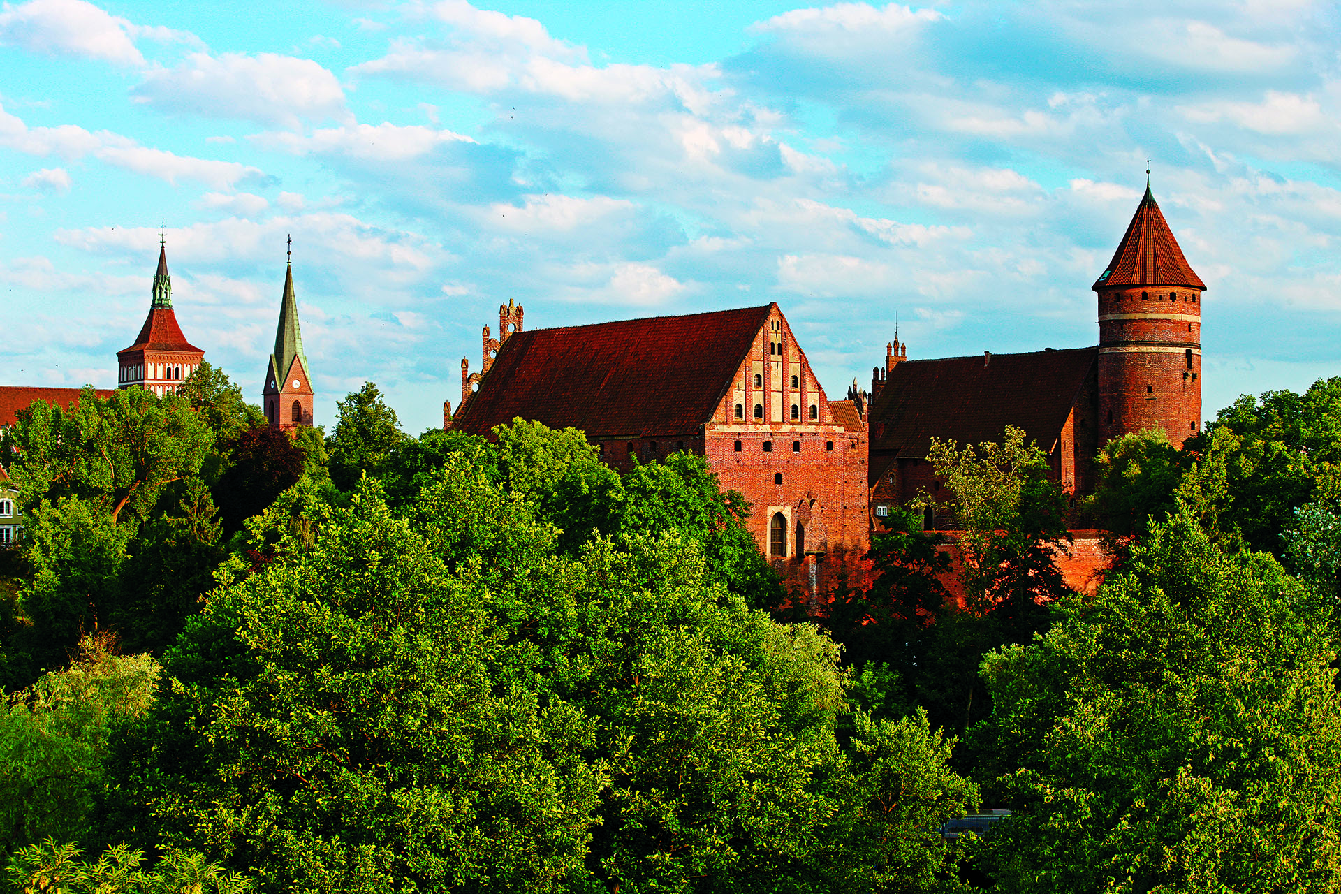 Agencja Fotograficzno-Wydawnicza Mazury w Olsztynie | Wydawnictwo, Drukarnia, Sklep